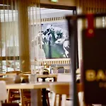 Ibis Laffitte Hotel 3*