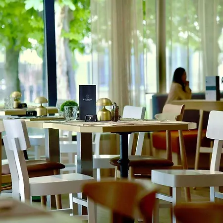 Ibis Laffitte 3* Maisons-Laffitte