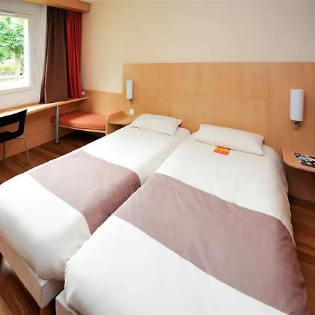 Ibis Laffitte
