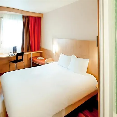 Otel Ibis Laffitte 3*