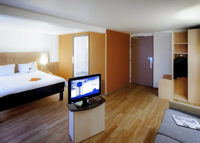 Отель Ibis Laffitte 3*