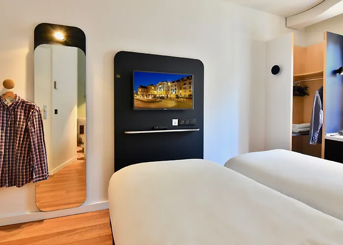 Ibis Laffitte 3* Мезон-Лафит